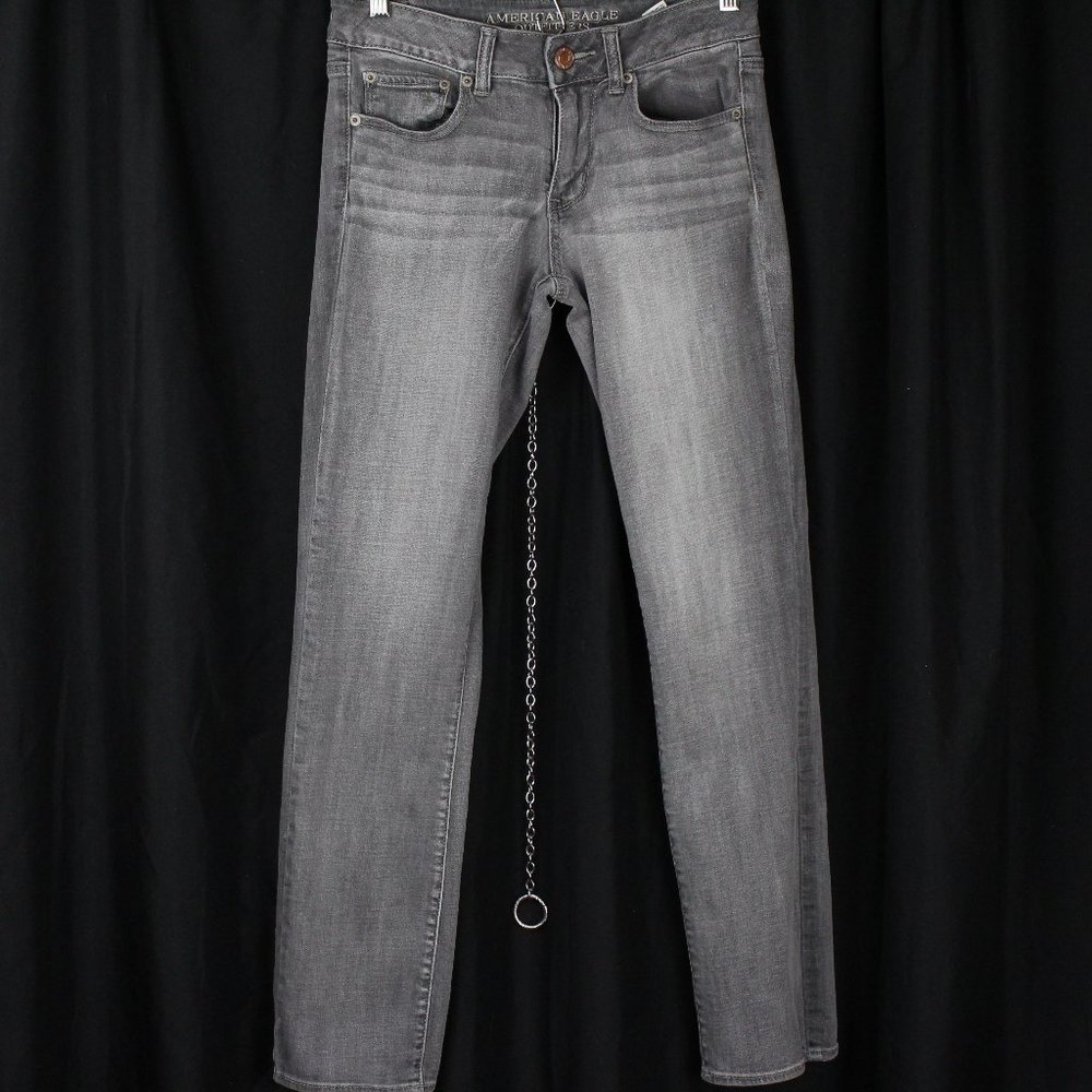 American Eagle Straight Super Stretch Gray Wash